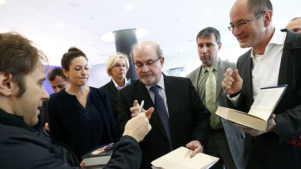 Salon du livre de Francfort : Salman Rushdie à l'honneur, l'Iran boycotte Salon du livre de Francfort : Salman Rushdie à l'honneur, l'Iran boycotte