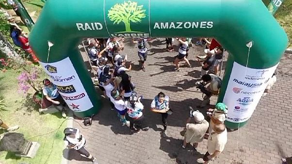 Raid de l'Arbre Vert: Gang des Lyonnaises vince a Bali la 14esima edizione Raid de l'Arbre Vert: Gang des Lyonnaises vince a Bali la 14esima edizione