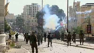 Os confrontos continuam na Cisjordânia