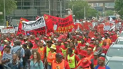 Metallarbeiter protestieren gegen Korruption