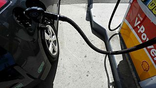 Cheaper oil prompts US consumer price fall