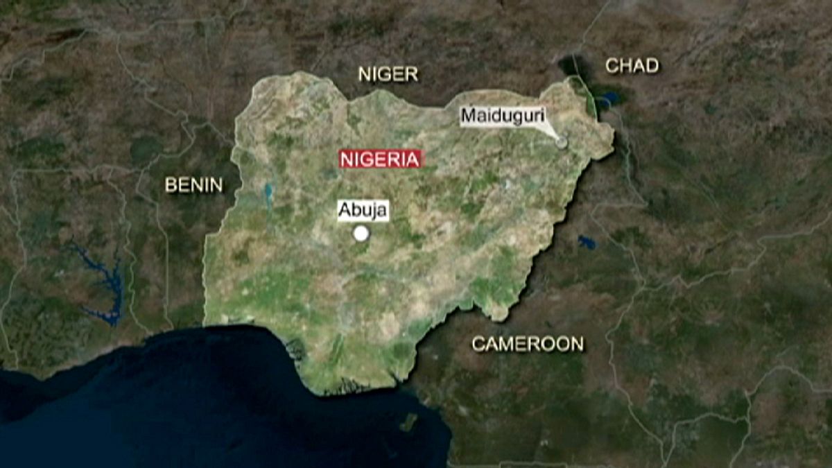 Nijerya'da iki canlı bomba camiyi kana buladı