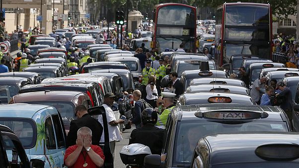 Βρετανία: Νόμιμη η εφαμοργή Uber, έκρινε το Ανώτατο Δικαστήριο Βρετανία: Νόμιμη η εφαμοργή Uber, έκρινε το Ανώτατο Δικαστήριο
