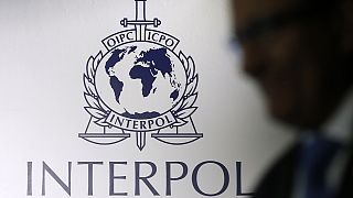 Interpol: Παγκόσμιο δίκτυο αντιμετώπισης των δουλεμπόρων