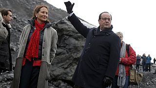 Frankreichs Präsident besichtigt vor Klimakonferenz schrumpfenden Gletscher