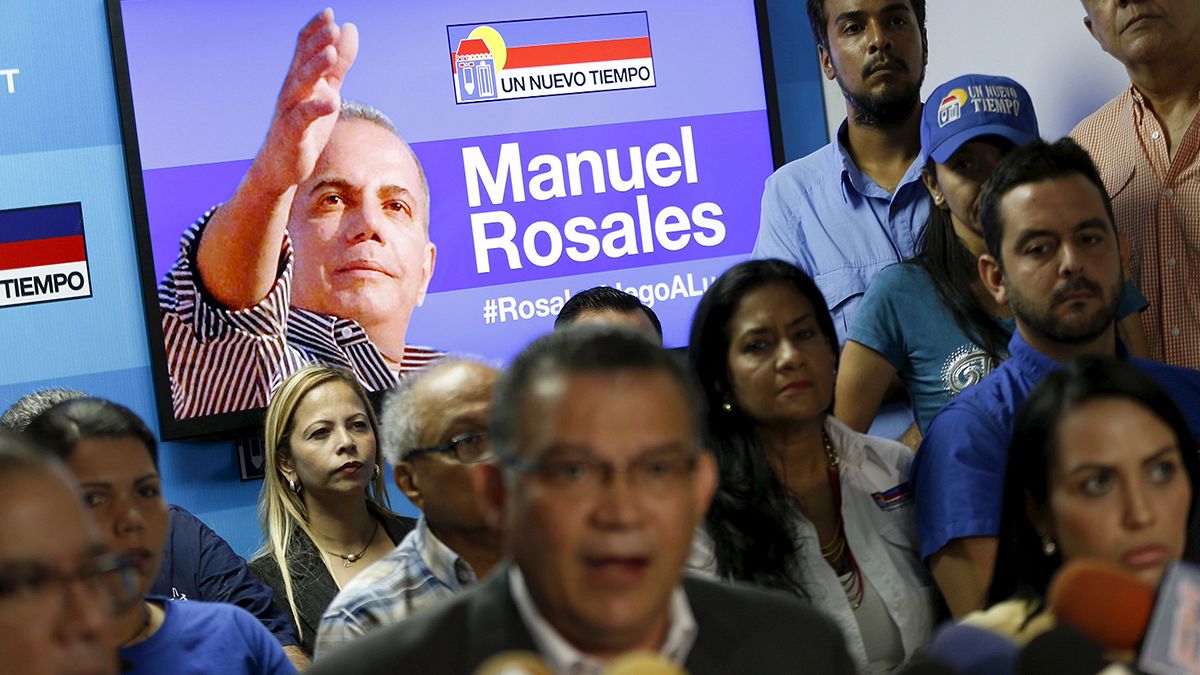 Venezuela: Opposition politician Rosales in court after arrest on return from exile