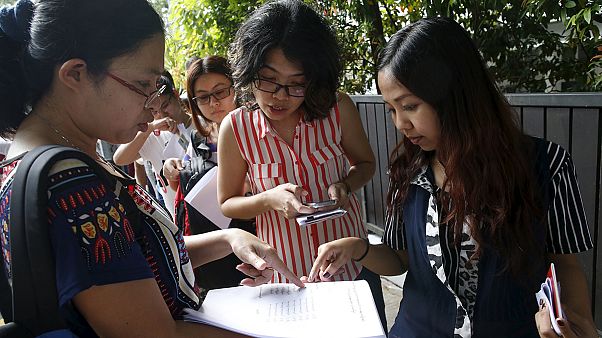 Los birmanos expatriados comienzan a votar en las históricas elecciones birmanas de noviembre Los birmanos expatriados comienzan a votar en las históricas elecciones birmanas de noviembre