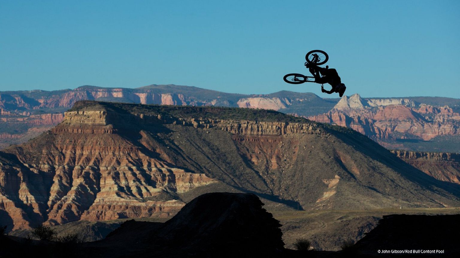 Red Bull Rampage 2015 dağ bisikleti yarışlarında zafer Kurt Sorge'un