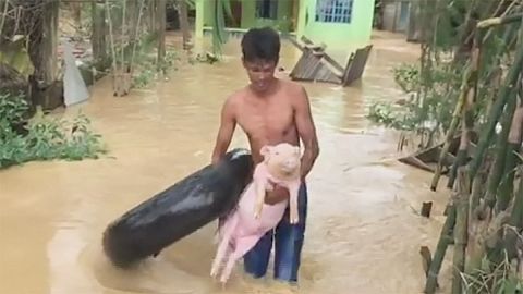 El tifón Koppu azota Filipinas