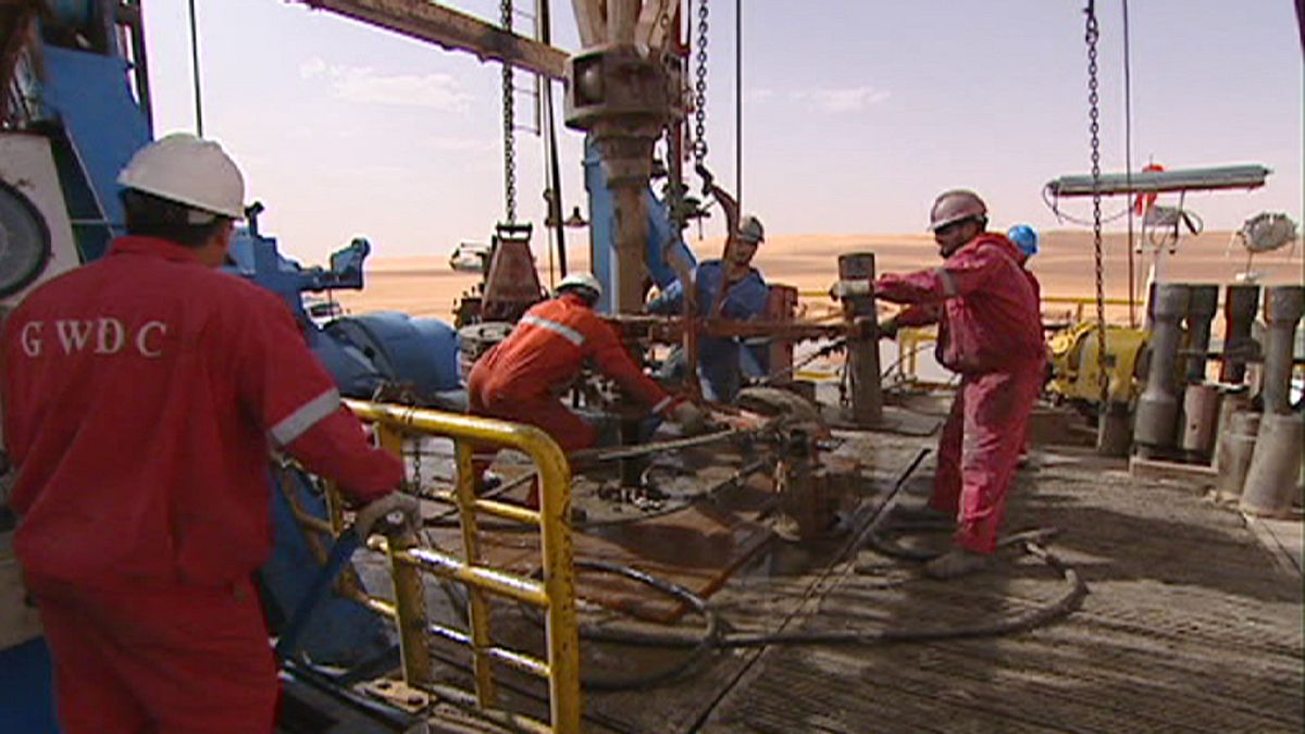 Iran vows to reach pre-sanctions oil output