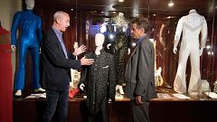 Image: Martin Nolan, executive director of Julien's Auctions, speaks with a