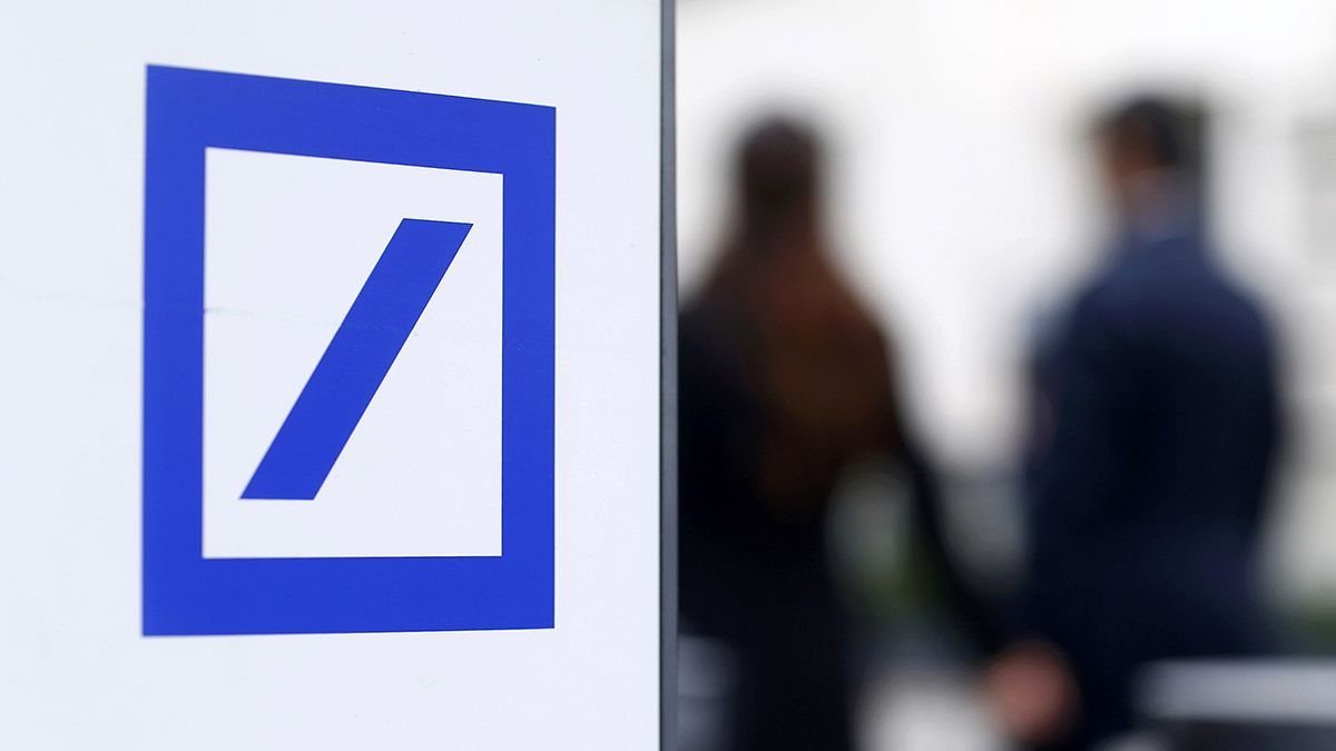 Сотрудник Deutsche Bank ошибся в пользу клиента на 6 млрд долларов