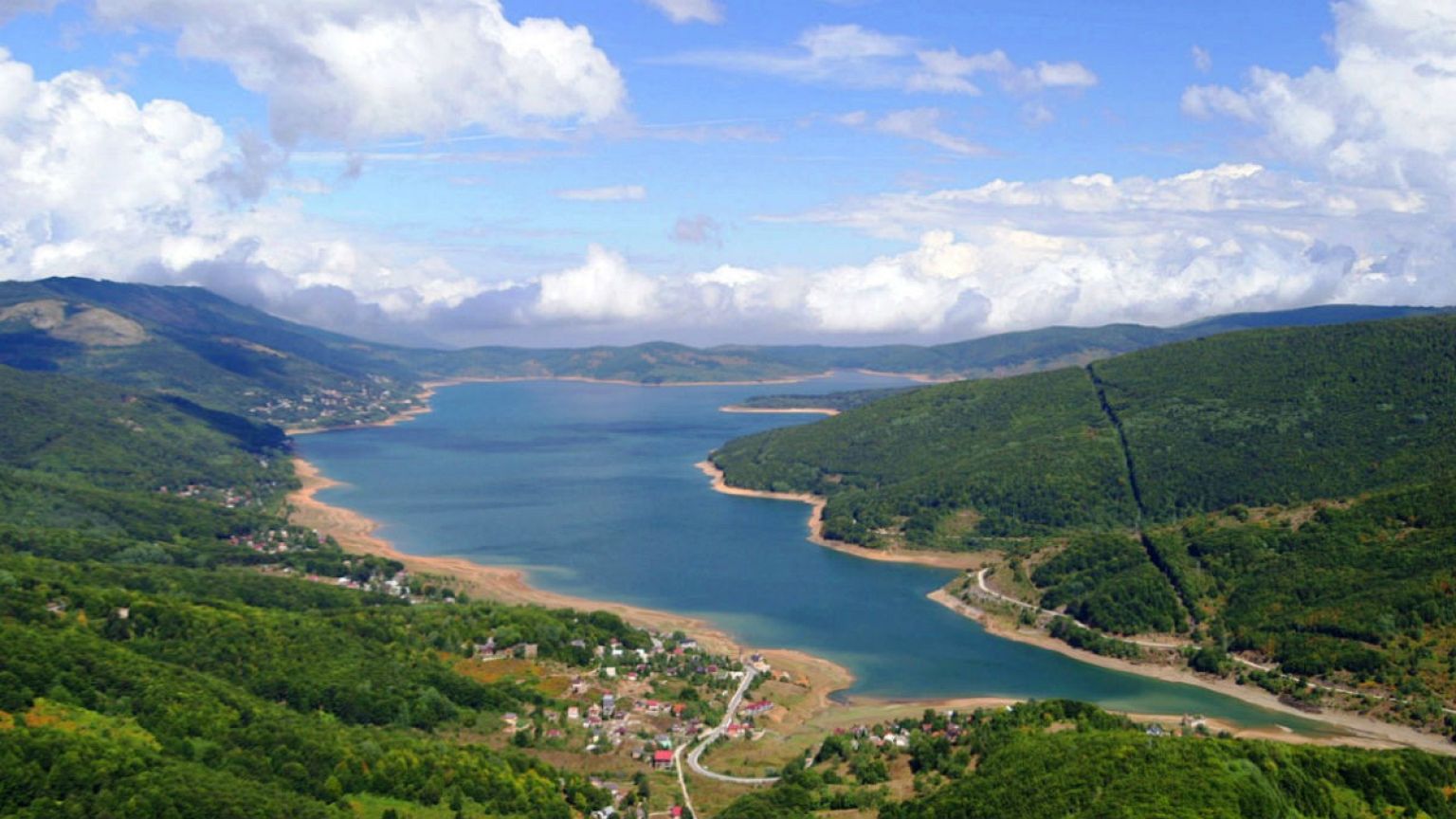 Makedonya'daki muhteşem devasa ulusal park: Mavrovo