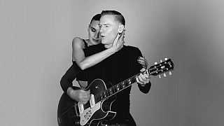 Bryan Adams está de vuelta y publica nuevo disco, "Get Up!"