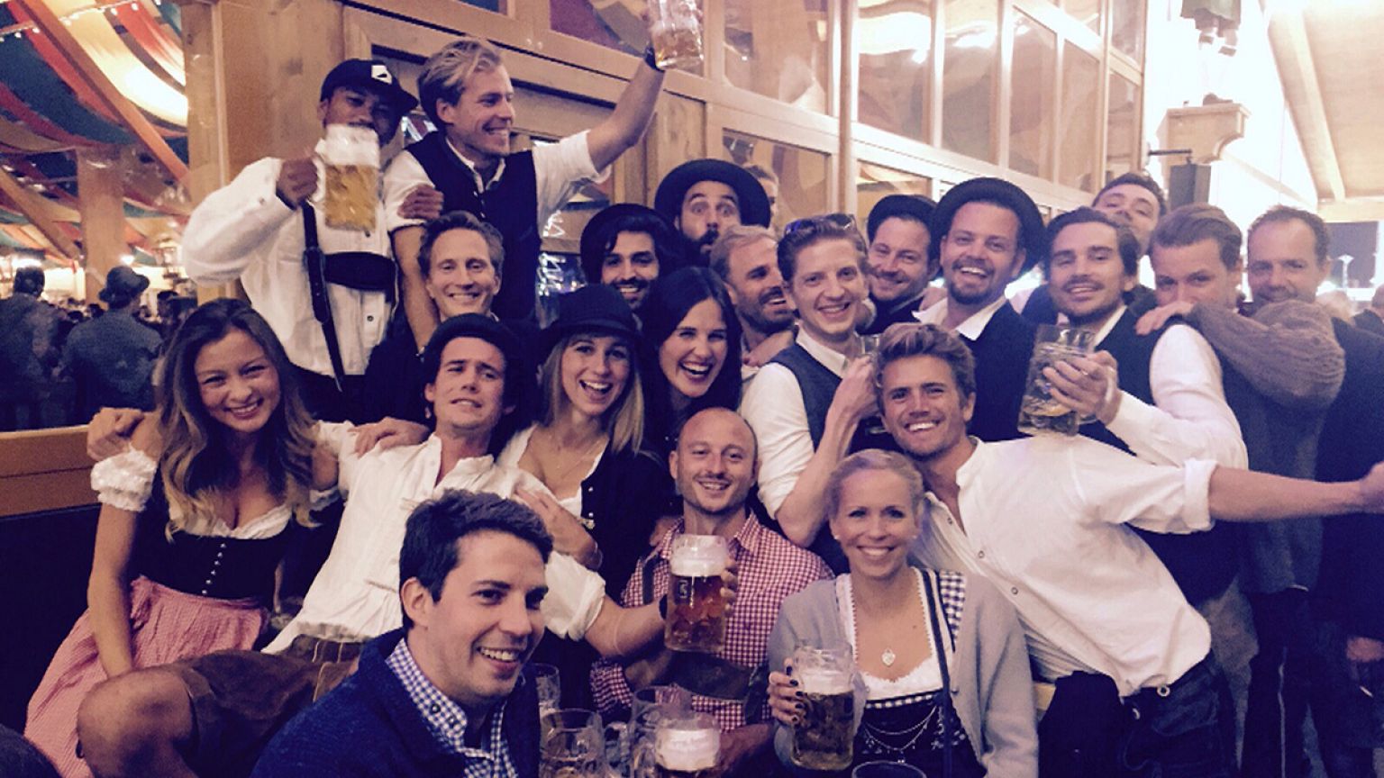 Per Friendfunding zur Wiesn: Ein Indonesier in Deutschland
