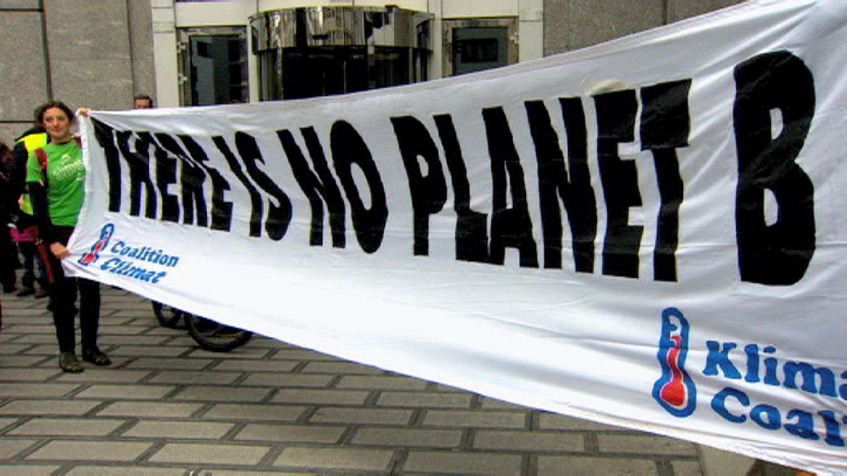 В Брюсселе прошла демонстрация в защиту климата