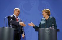 Merkel, Netanjahu: Mindenki békét akar Izraelben