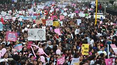 Image: Thousands of demonstrators participate in the "Ni una menos" (Not On