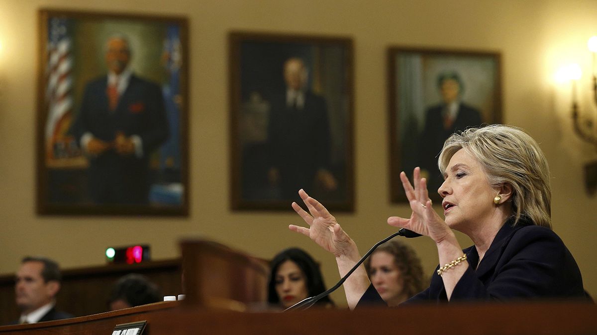 Attaque de Benghazi : "J'assume ma part de responsabilité" (Hillary Clinton)
