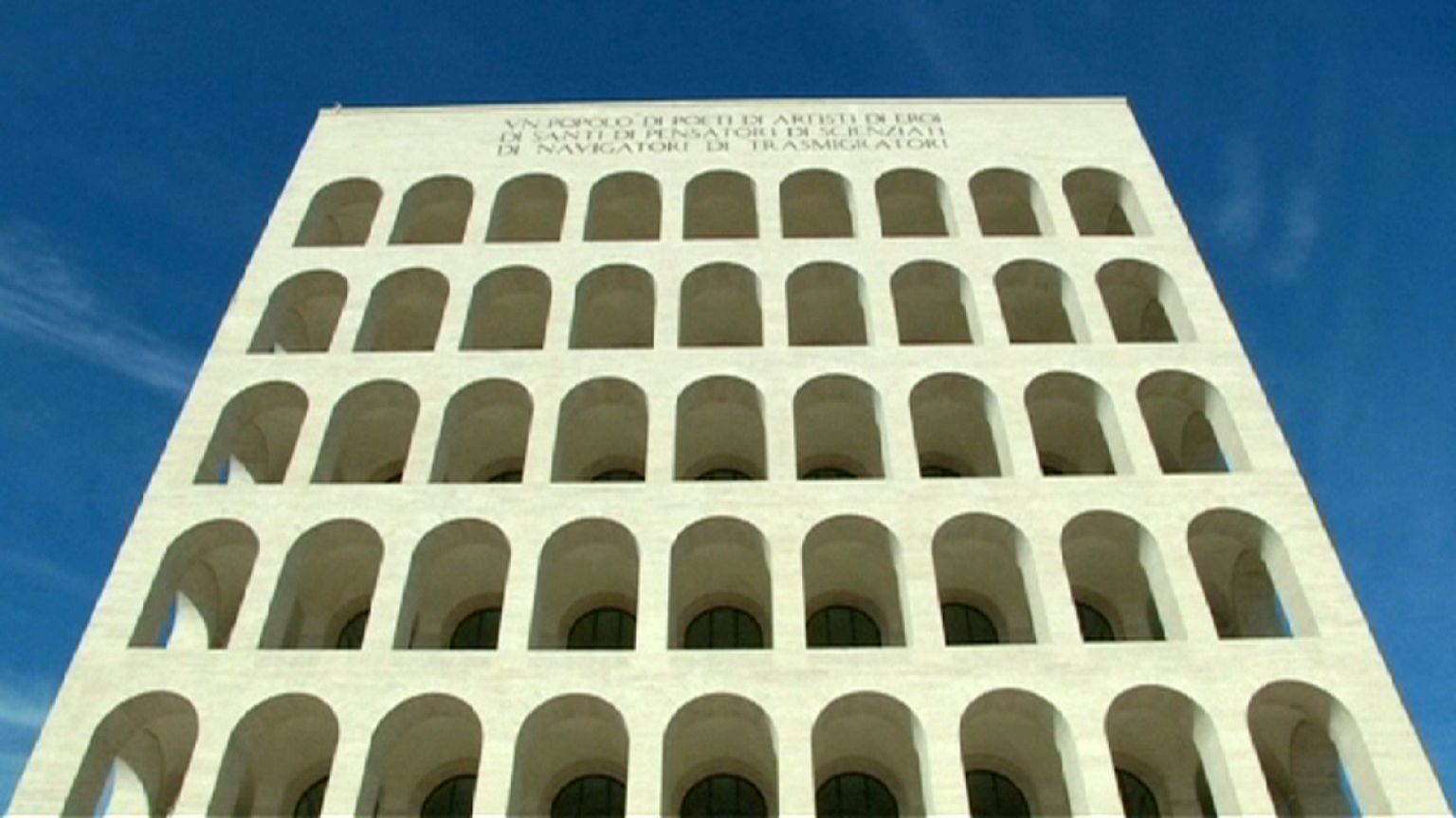 Mussolini'nin binası moda merkezi oldu