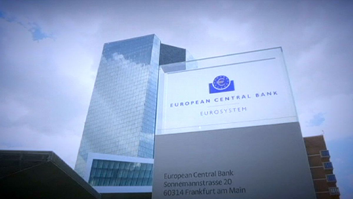 Zona Euro: Índice da atividade económica sobe em outubro