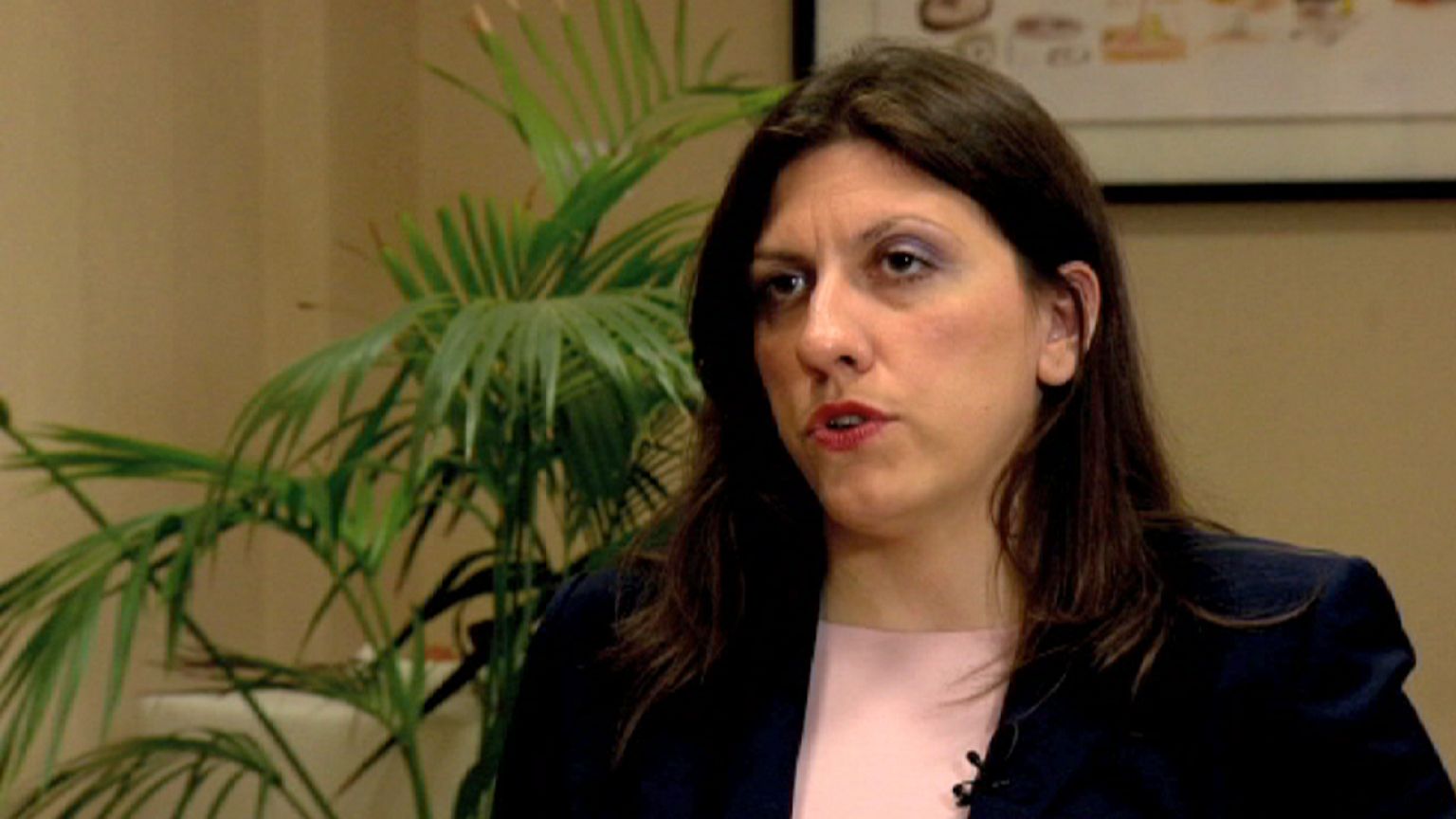 Ζωή Κωνσταντοπούλου: Δεν υπάρχουν πακέτα στήριξης αλλά συμφωνίες «θανατική ποινή»