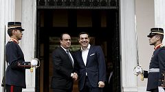 Ελλάδα: Στήριξη Ολάντ για χρέος- πλειστηριασμούς, με εφαρμογή των υπεσχημένων