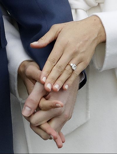 The outer diamonds on Duchess Meghan\'s engagement ring are from Princess Diana\'s personal collection. 