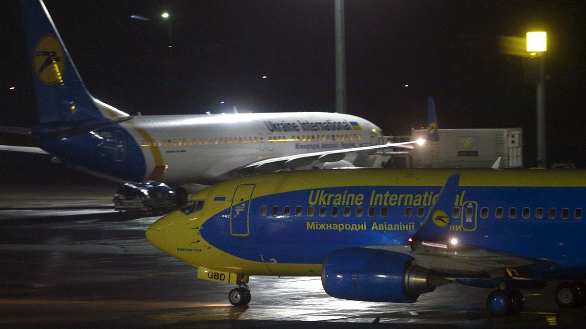 Ucrânia encerra espaço aéreo a companhias russas