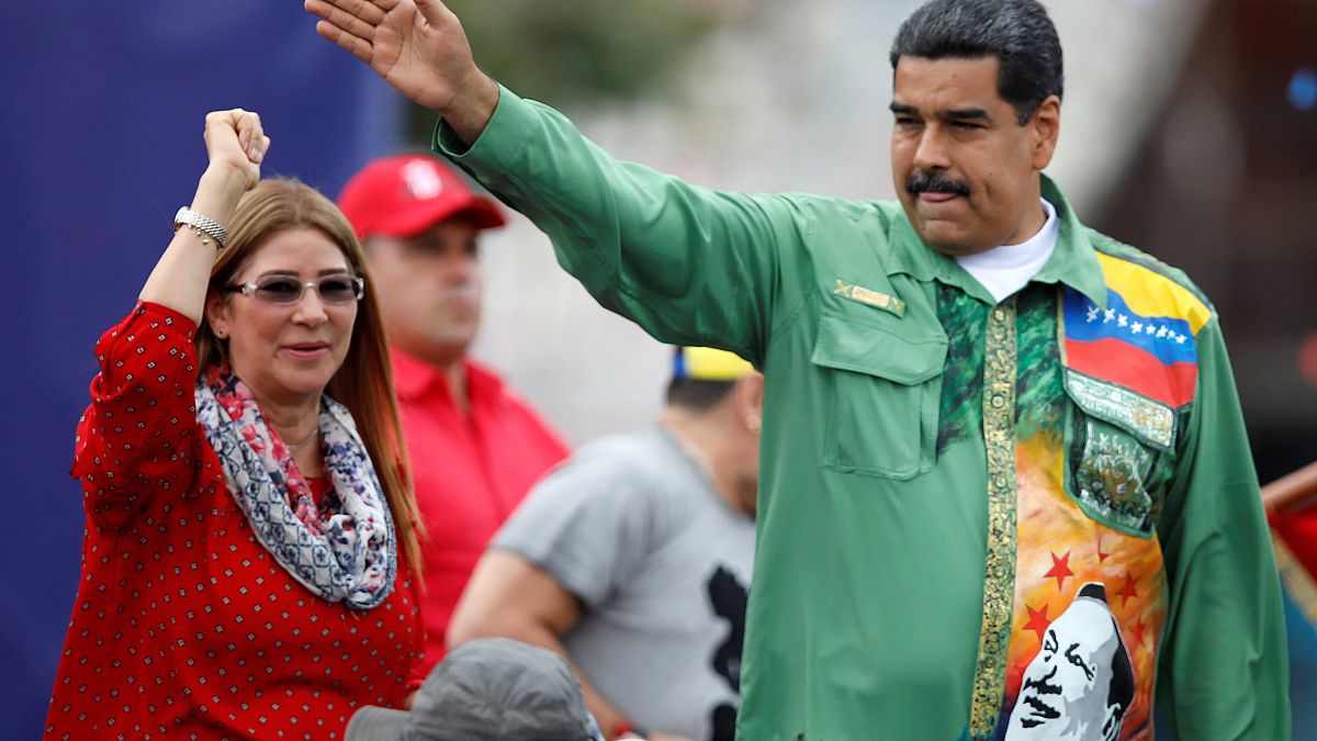 Image: Closing campaign rally of Nicolas Maduro