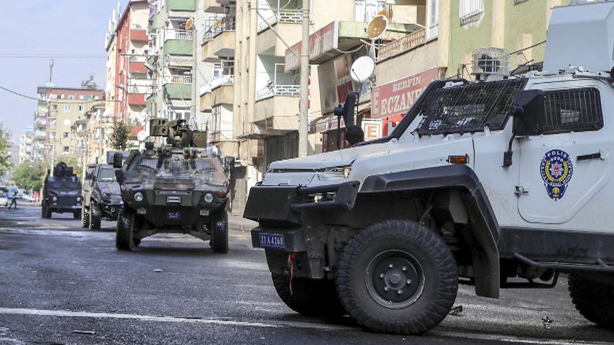 Турция: двое полицейских погибли в перестрелке с боевиками "Исламского государства"