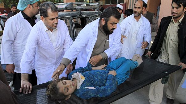 Violento terremoto scuote Asia meridionale Violento terremoto scuote Asia meridionale