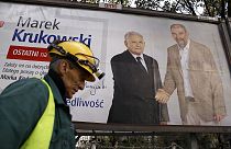 Polonya'da rüzgar sağdan esmeye devam ediyor