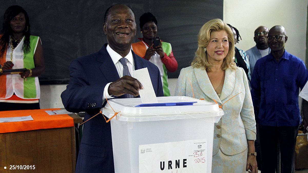 الحسن واتارا يفوز بولاية رئاسية ثانية في ساحل العاج