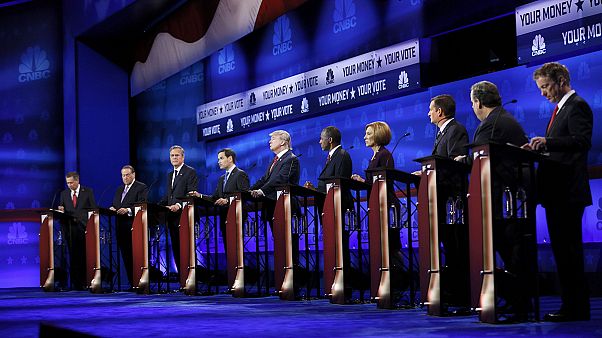 Donald Trump ilk kez Ben Carson'ın gerisine düştü Donald Trump ilk kez Ben Carson'ın gerisine düştü