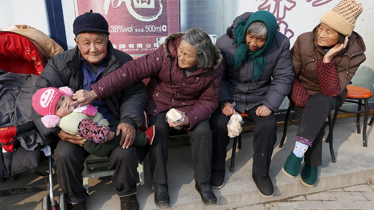В Китае официально разрешили рожать второго ребенка