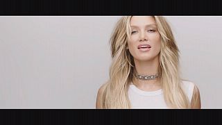 Delta Goodrem spreads her Wings