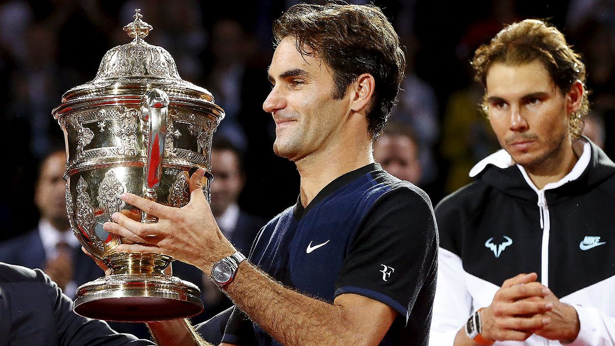 Роджер Федерер побеждает Рафаэля Надаля в финале турнира в Базеле