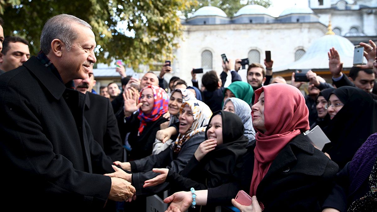 تركيا تعود إلى عهد الحزب الواحد بعد مغامرة تعددية فاشلة