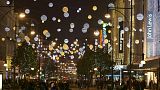 Кайли Миноуг зажгла рождественскую иллюминацию в Лондоне