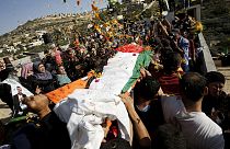 Nuove aggressioni in Cisgiordania e Tel Aviv: ucciso un palestinese e feriti 3 israeliani