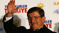 Davutoğlu: "Evlendirilecek bekar gençlik" sosyal medyayı ayağa kaldırdı