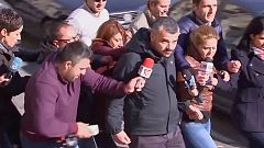 التحقيق في بوخارست مع مالكي ملهى ليلي قتل فيه العشرات جراء حريق