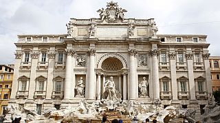 "La Dolce Vita" kehrt zurück: Wiedereröffnung von Roms "Fontana di Trevi"