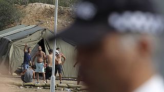 Κύπρος: Άθλιες συνθήκες κράτησης προσφύγων στις Βρετανικές Βάσεις Δεκέλειας!