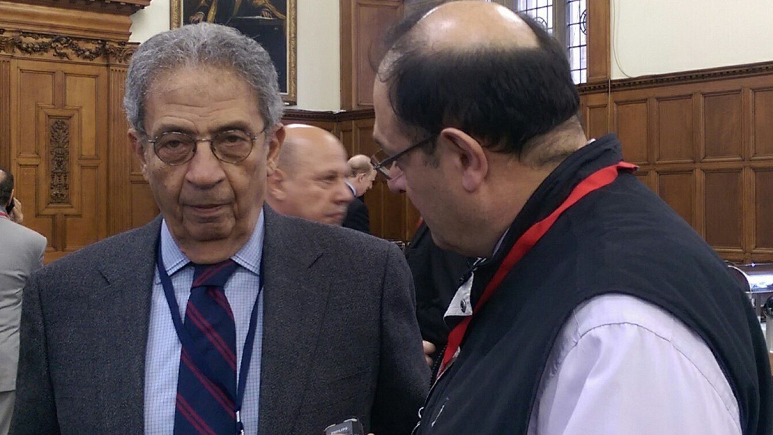 عمرُو موسى الأمين العام السابق لجامعة الدول العربية: الذي يحصل هو عبارة عن حركة التاريخ نحو تغيير جذري في الشرق الاوسط.