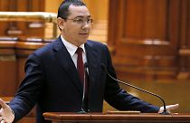Dimite el primer ministro rumano, Victor Ponta