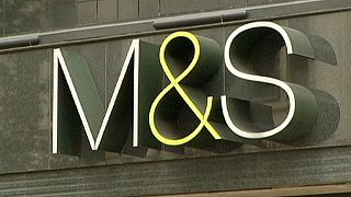 Poor clothes sales hit Marks & Spencer's profits