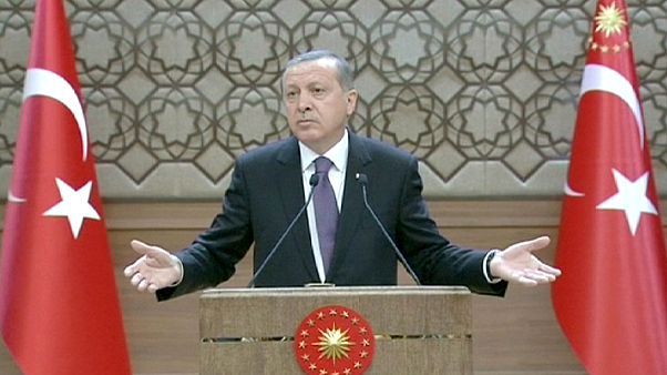 اردوغان در تغییر نظام پارلمانی ترکیه به ریاستی مصمم تر از پیش است اردوغان در تغییر نظام پارلمانی ترکیه به ریاستی مصمم تر از پیش است