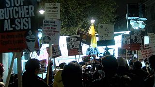 اعتراض به سفر رئیس جمهوری مصر به انگلستان در لندن